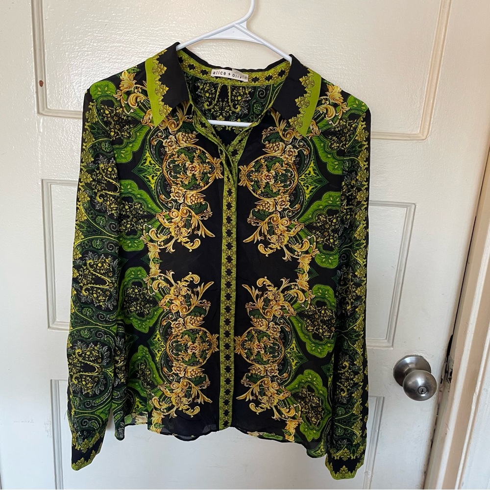 Alice and Olivia button down tee shirt